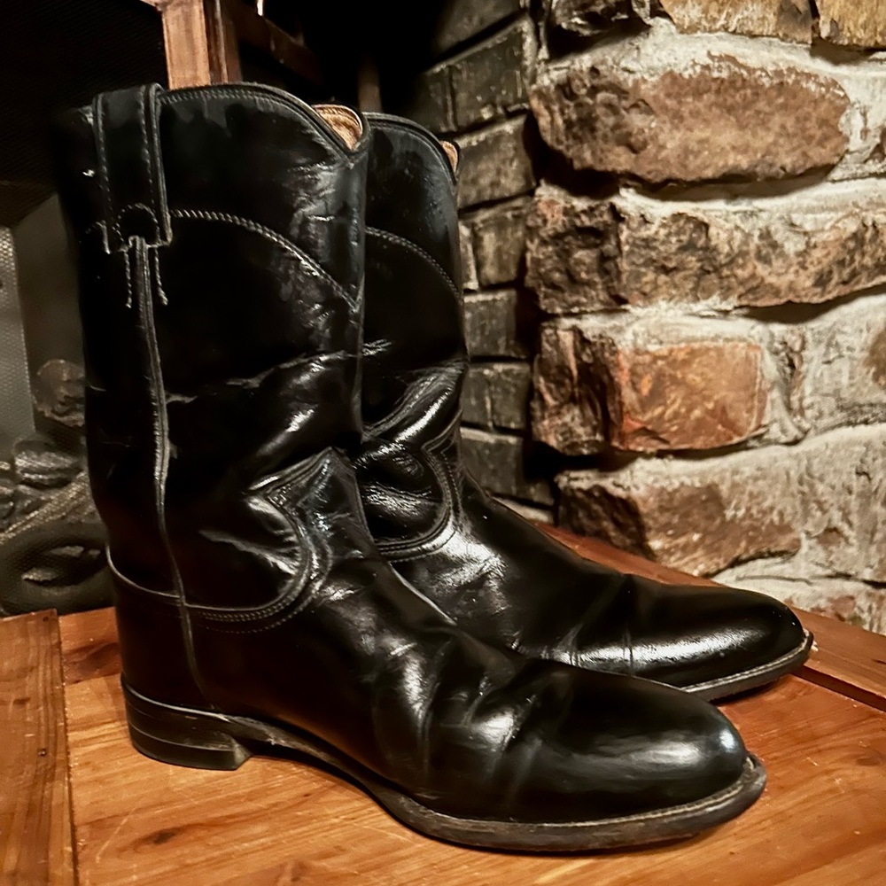 Women’s Cora roper, English riding boots, size 8 1/2 brand Justin